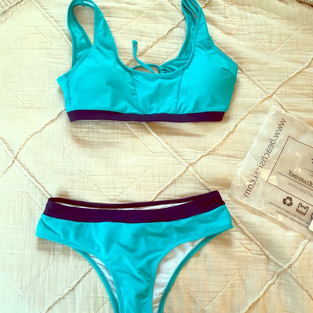 NWT Beach Sissi Color Block Back Tie Bikini set